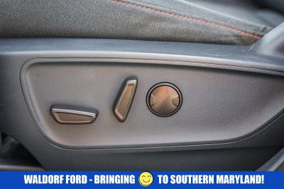 2023 Ford Maverick Base