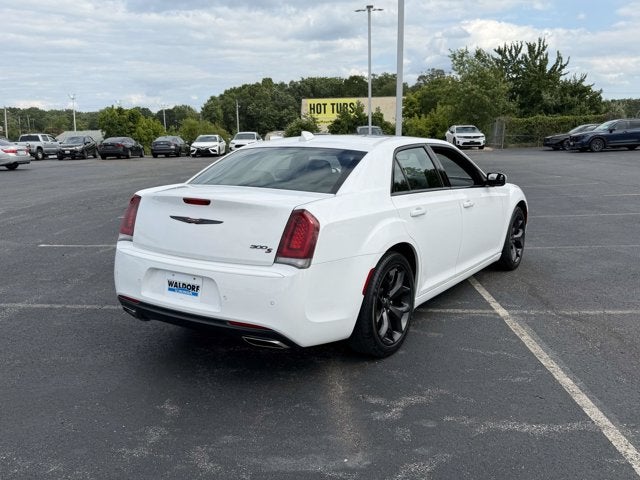 2022 Chrysler 300 300S