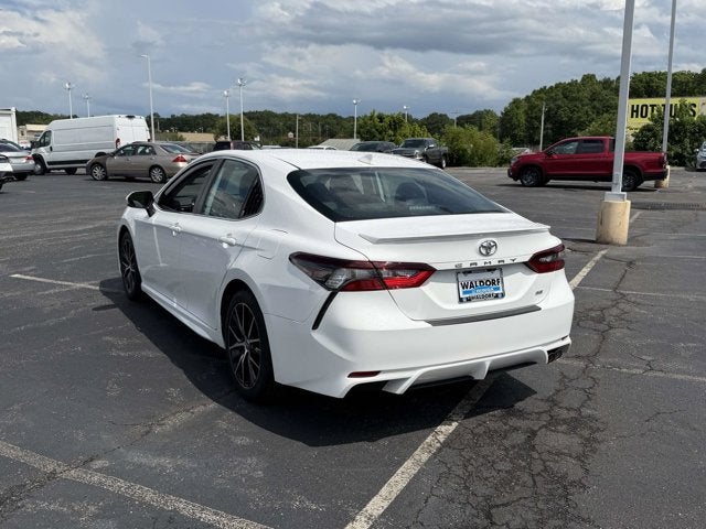 2022 Toyota Camry Base
