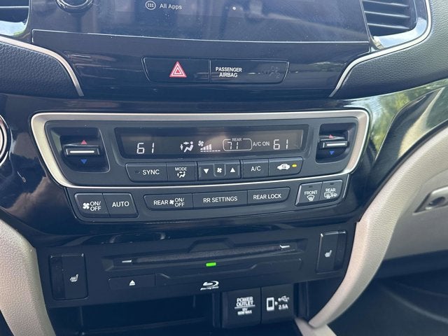 2019 Honda Pilot Touring 8-Passenger