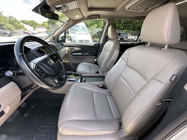 2019 Honda Pilot Touring 8-Passenger