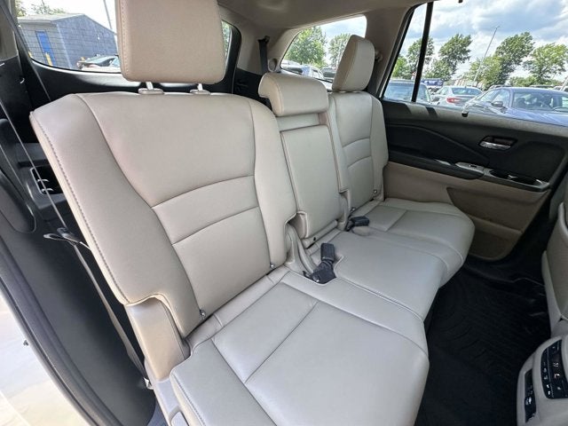 2019 Honda Pilot Touring 8-Passenger