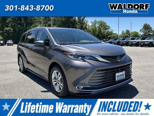 2021 Toyota Sienna Base