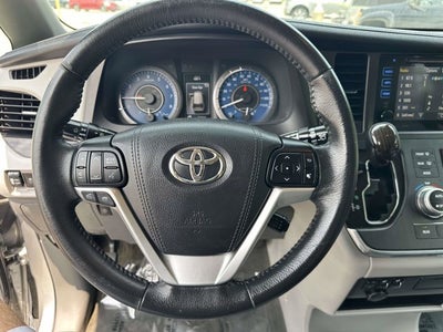 2017 Toyota Sienna Base