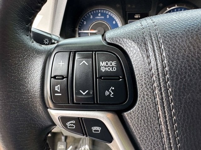2017 Toyota Sienna Base