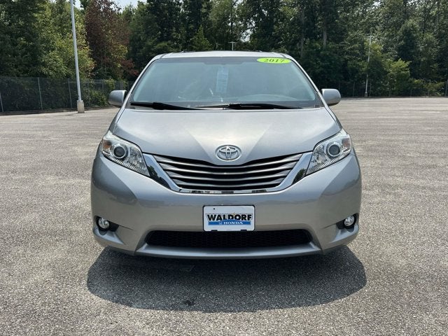 2017 Toyota Sienna Base