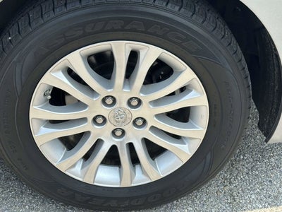 2017 Toyota Sienna Base