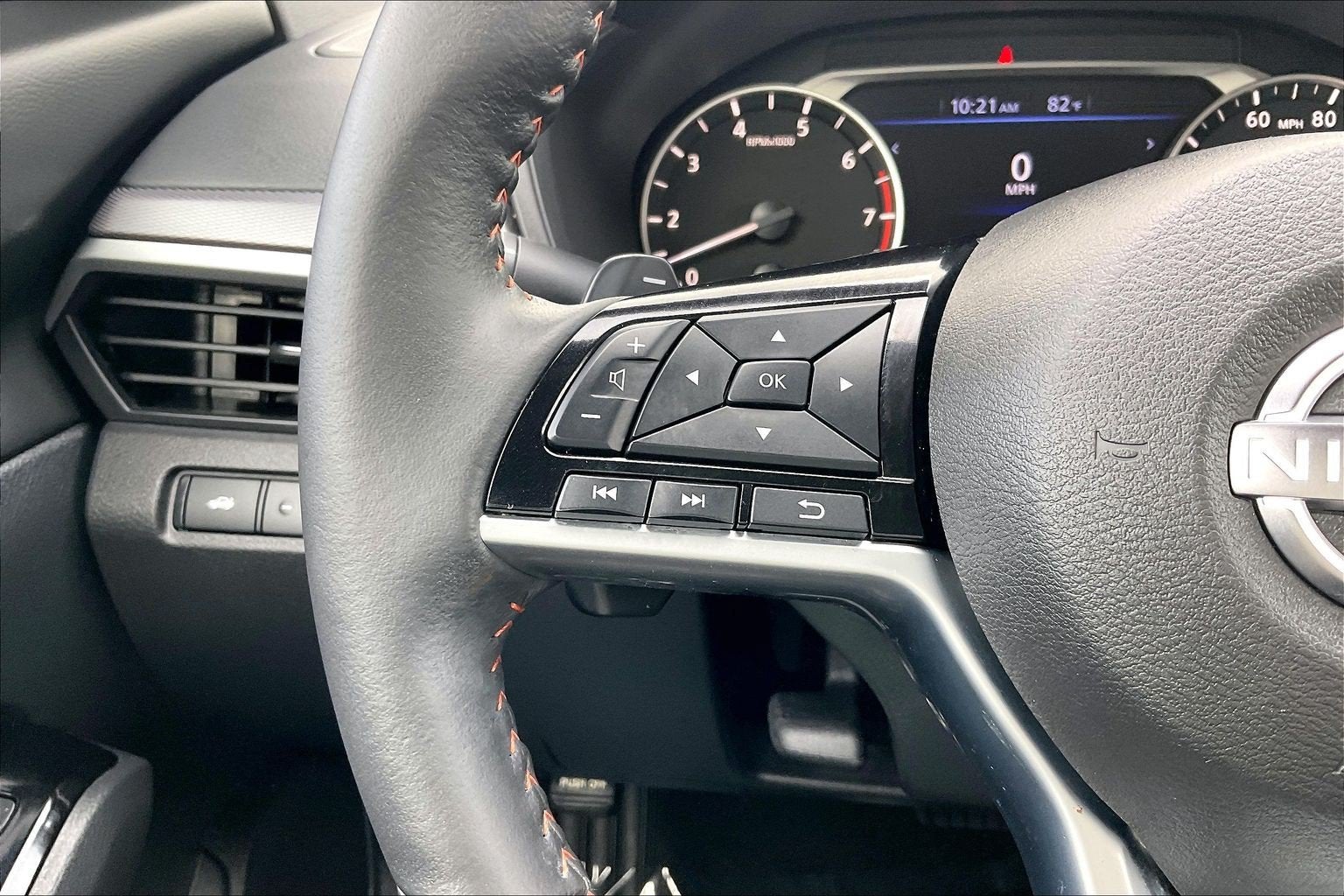 2025 Nissan Altima SR