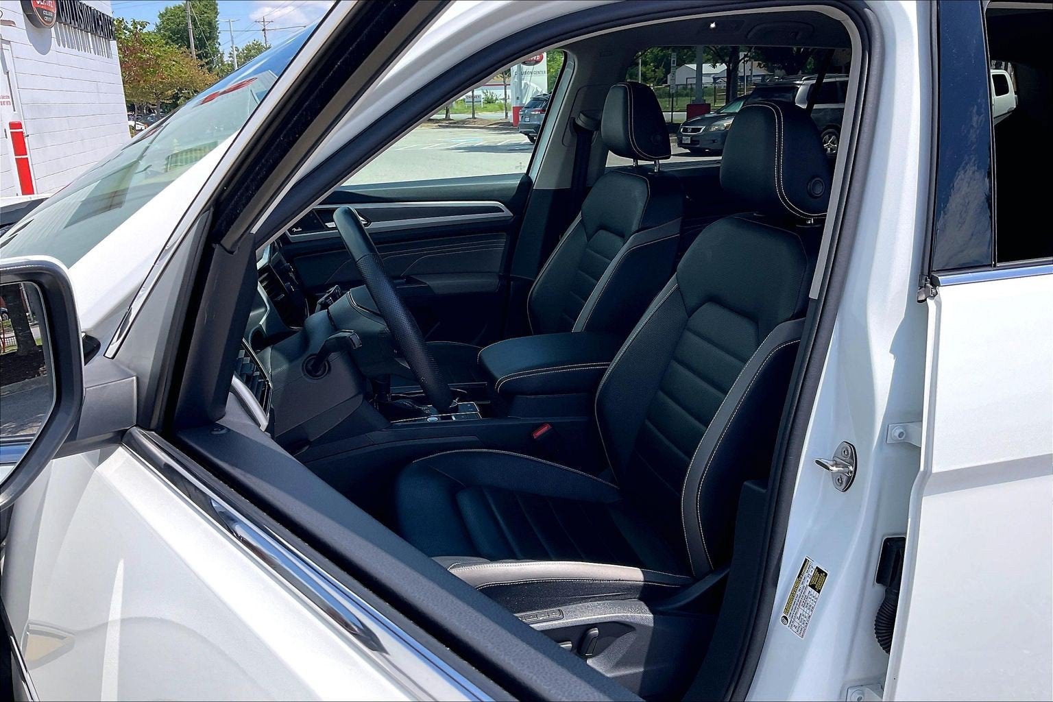 2023 Volkswagen Atlas 3.6L V6 SEL Premium R-Line