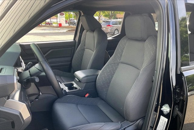 2025 Toyota TACOMA SR5 SR5