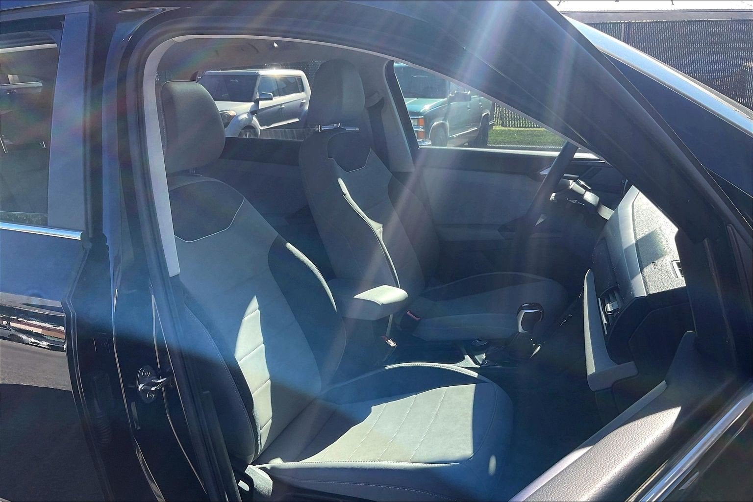 2023 Volkswagen Taos SE