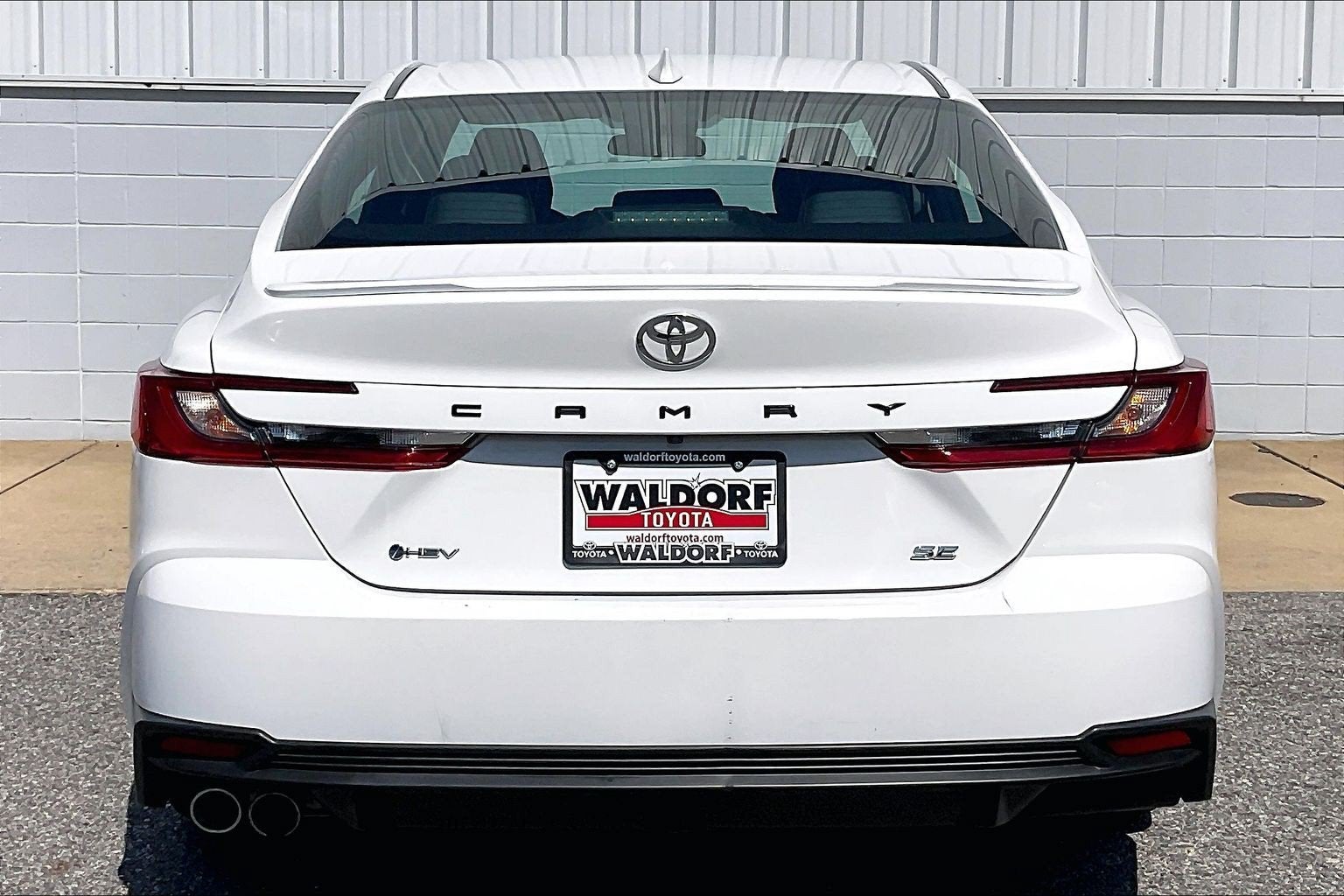 2025 Toyota Camry SE