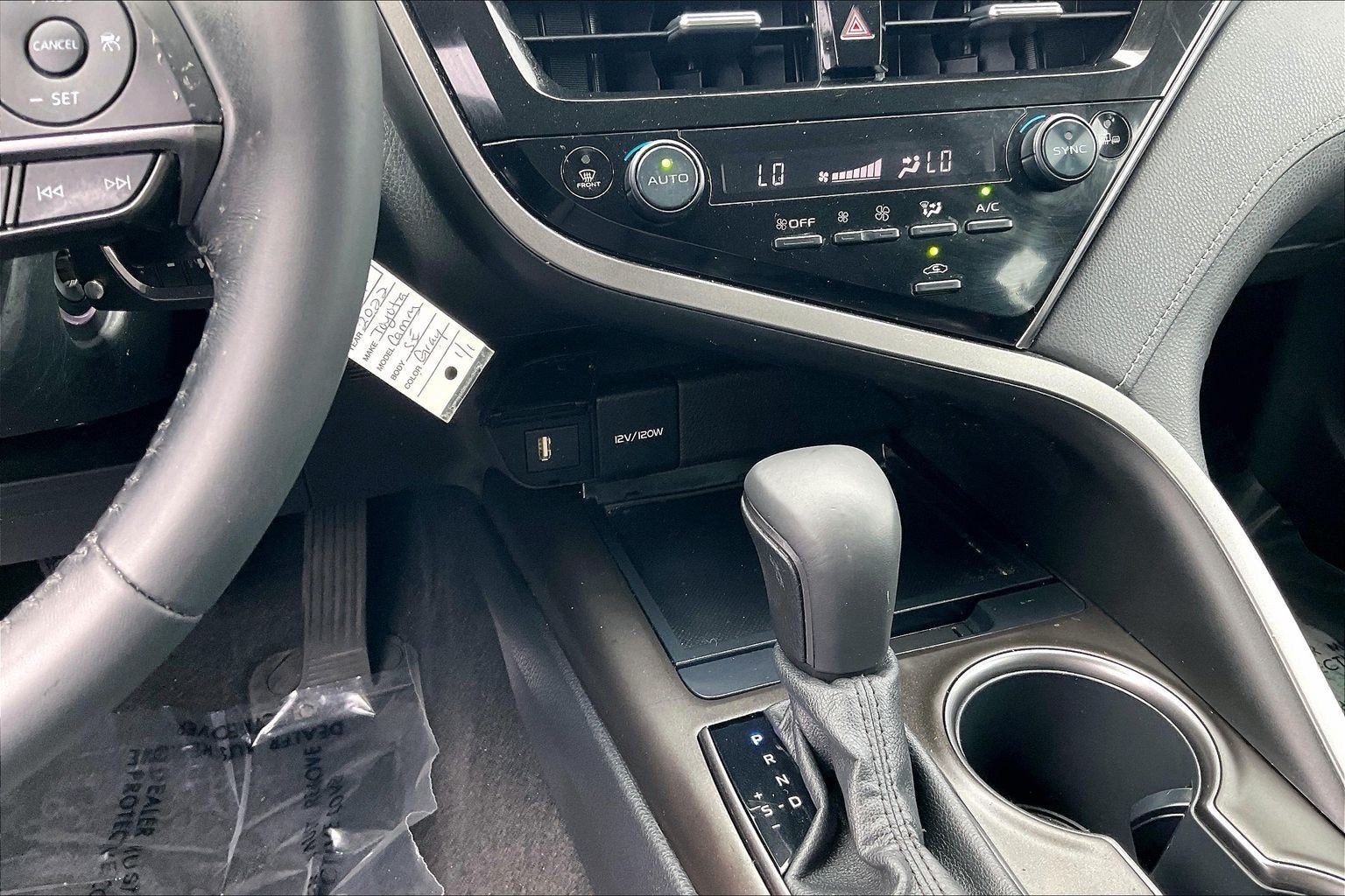 2022 Toyota Camry SE