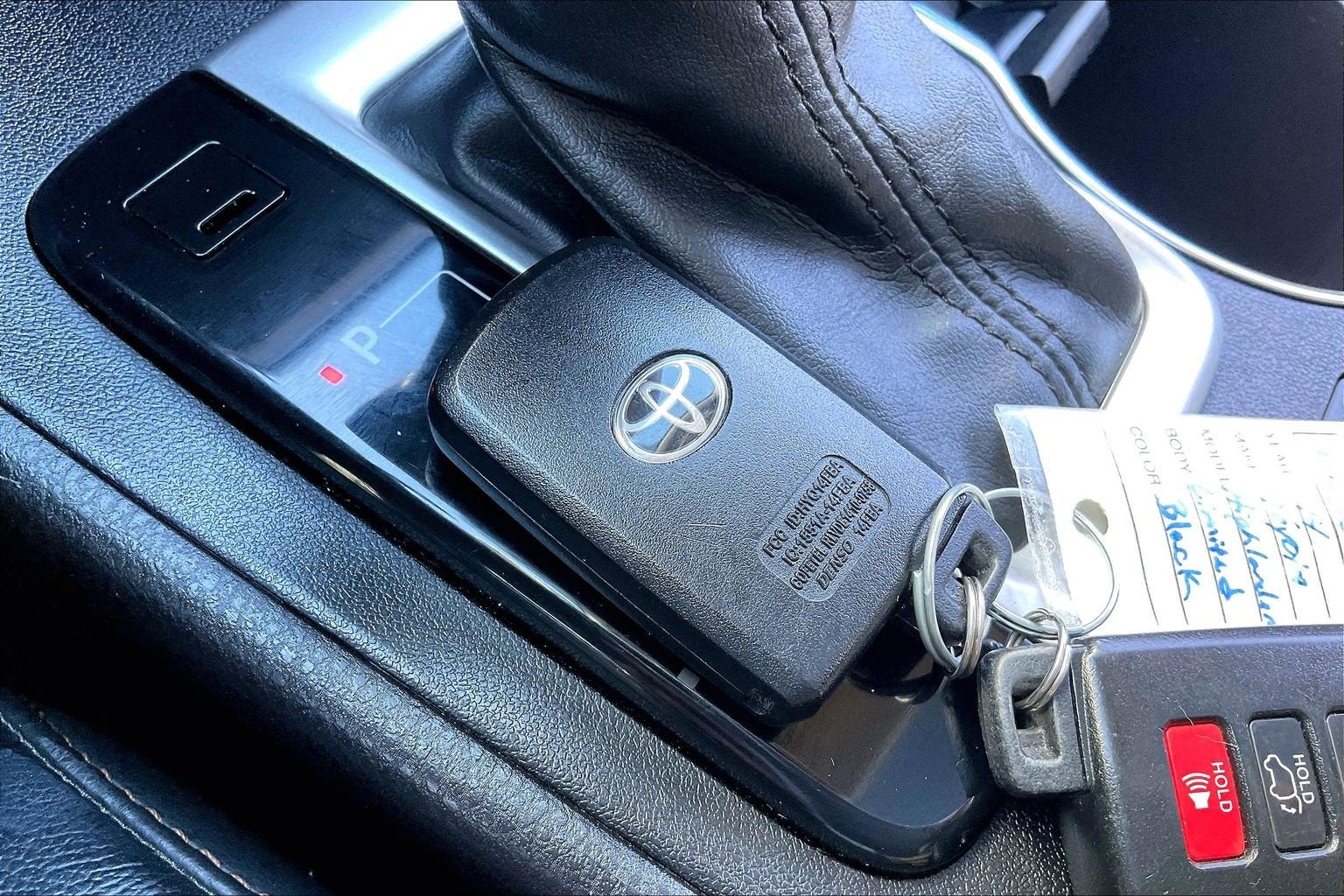 2014 Toyota HIGHLANDER Limited Platinum