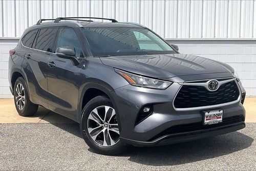 2020 Toyota HIGHLANDER XLE