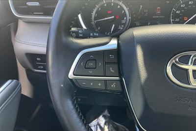 2020 Toyota HIGHLANDER XLE