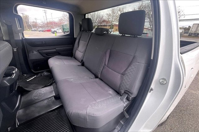 2023 Toyota TUNDRA 4X4 SR