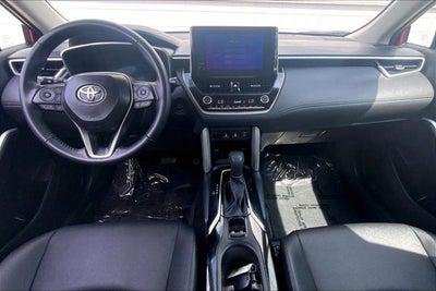 2025 Toyota Corolla Cross XLE