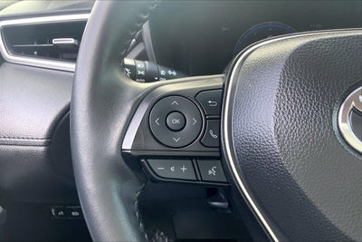 2025 Toyota Corolla Cross XLE