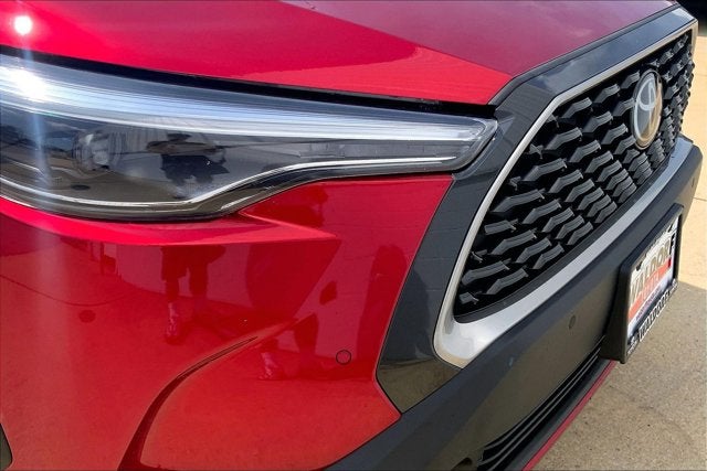 2025 Toyota Corolla Cross XLE
