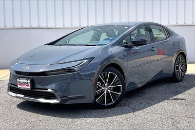 2025 Toyota Prius XLE