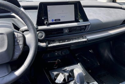 2025 Toyota Prius XLE