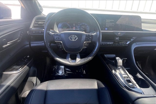 2024 Toyota Toyota Crown Platinum
