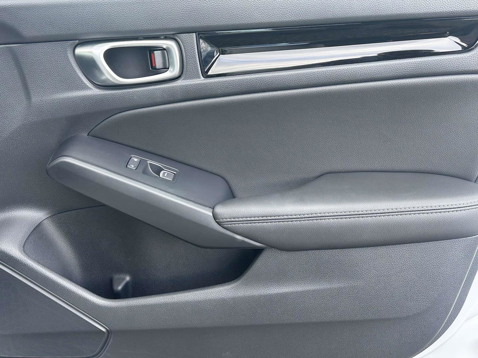 2023 Honda Civic Hatchback EX-L