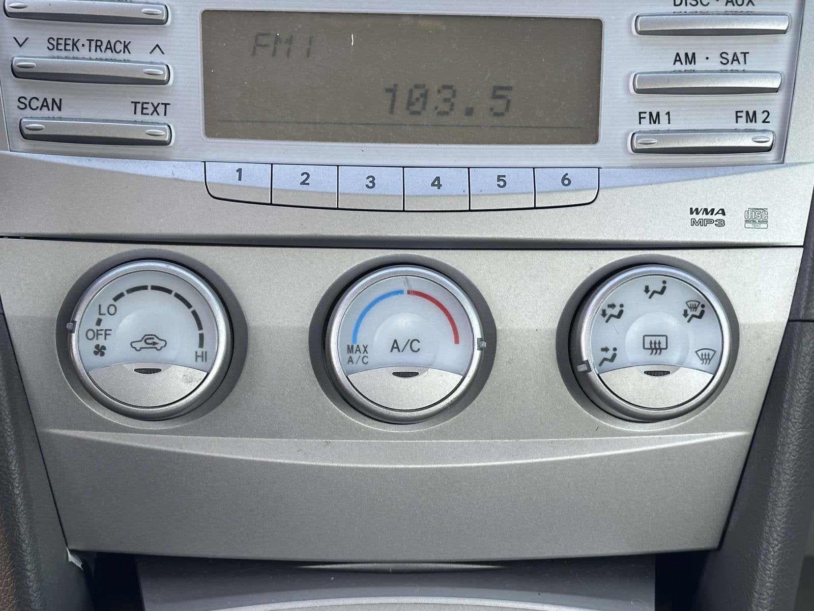 2010 Toyota Camry LE