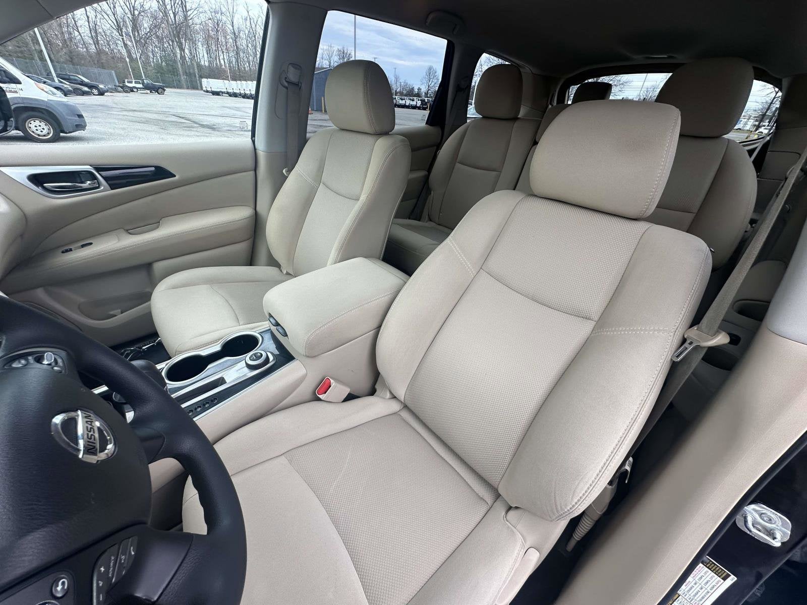 2017 Nissan Pathfinder S