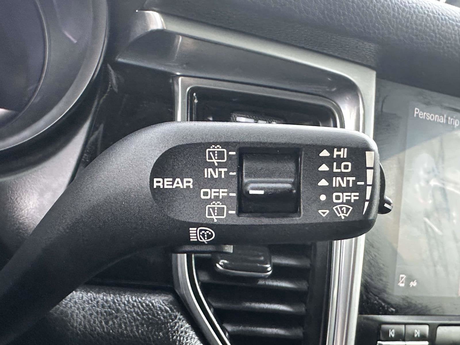 2018 Porsche Macan Base