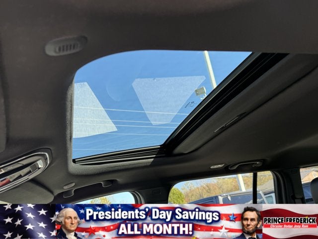 2025 Jeep Grand Cherokee 4WD