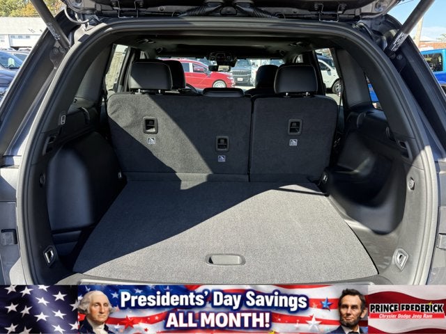 2025 Jeep Grand Cherokee 4WD