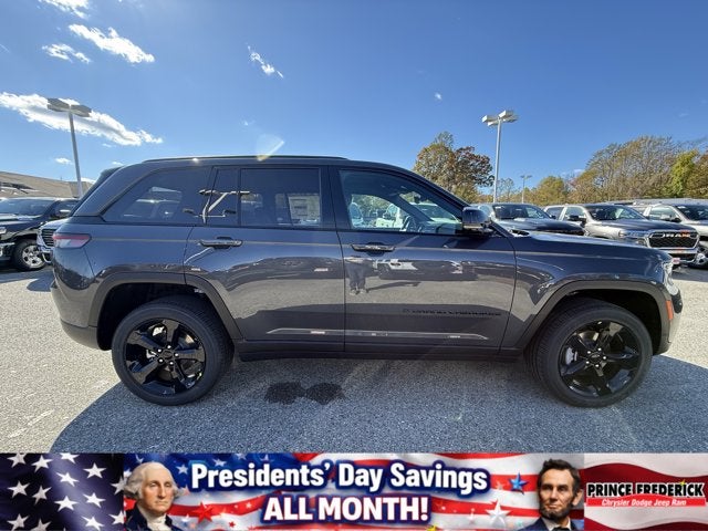 2025 Jeep Grand Cherokee 4WD