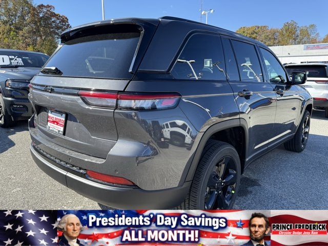 2025 Jeep Grand Cherokee 4WD