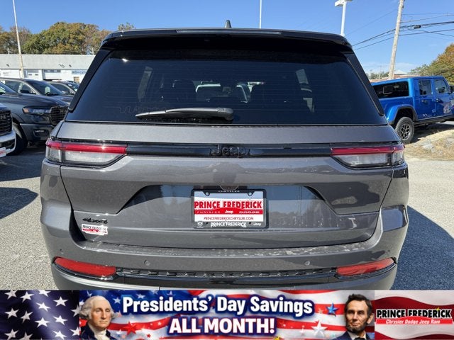 2025 Jeep Grand Cherokee 4WD