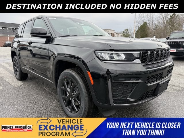 2026 Jeep Grand Cherokee Laredo Altitude