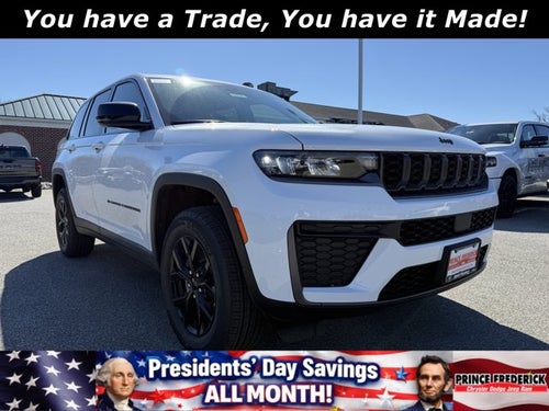 2026 Jeep Grand Cherokee Laredo Altitude