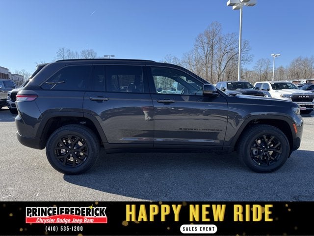 2026 Jeep Grand Cherokee Laredo Altitude