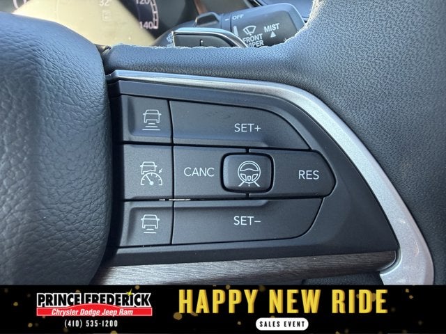 2026 Jeep Grand Cherokee Laredo Altitude