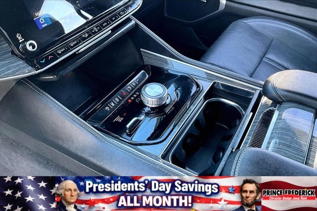 2022 Jeep Wagoneer Series II