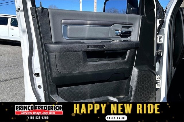 2024 RAM 1500 Classic SLT