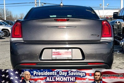 2022 Chrysler 300 300S