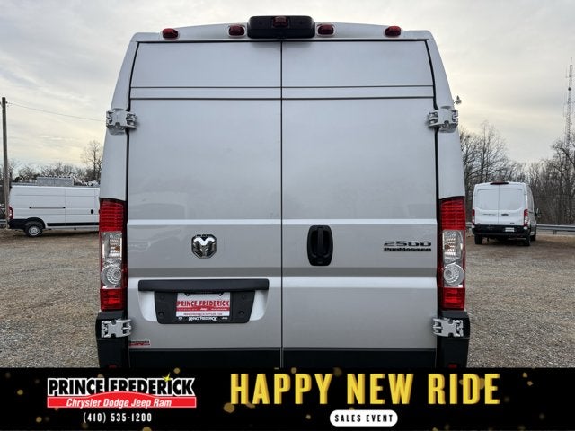 2026 RAM ProMaster Cargo Van SLT