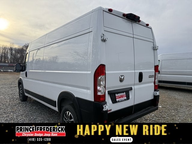 2026 RAM ProMaster Cargo Van SLT