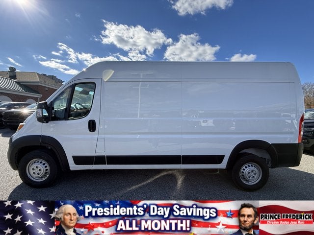 2026 RAM ProMaster Cargo Van Tradesman