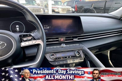 2022 Hyundai Elantra Limited