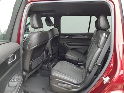 2025 Jeep Grand Cherokee LAR