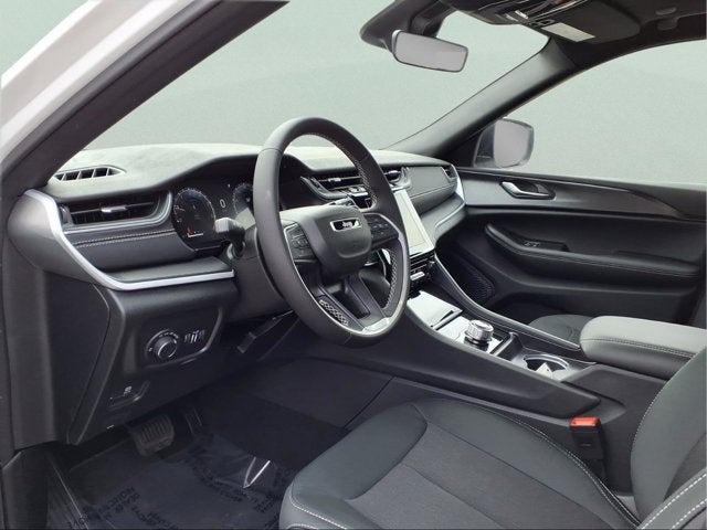 2025 Jeep Grand Cherokee LAR