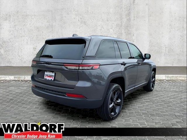 2025 Jeep Grand Cherokee LAR